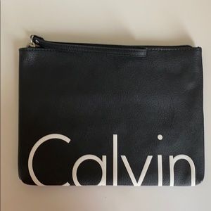 ***Calvin Klein clutch***